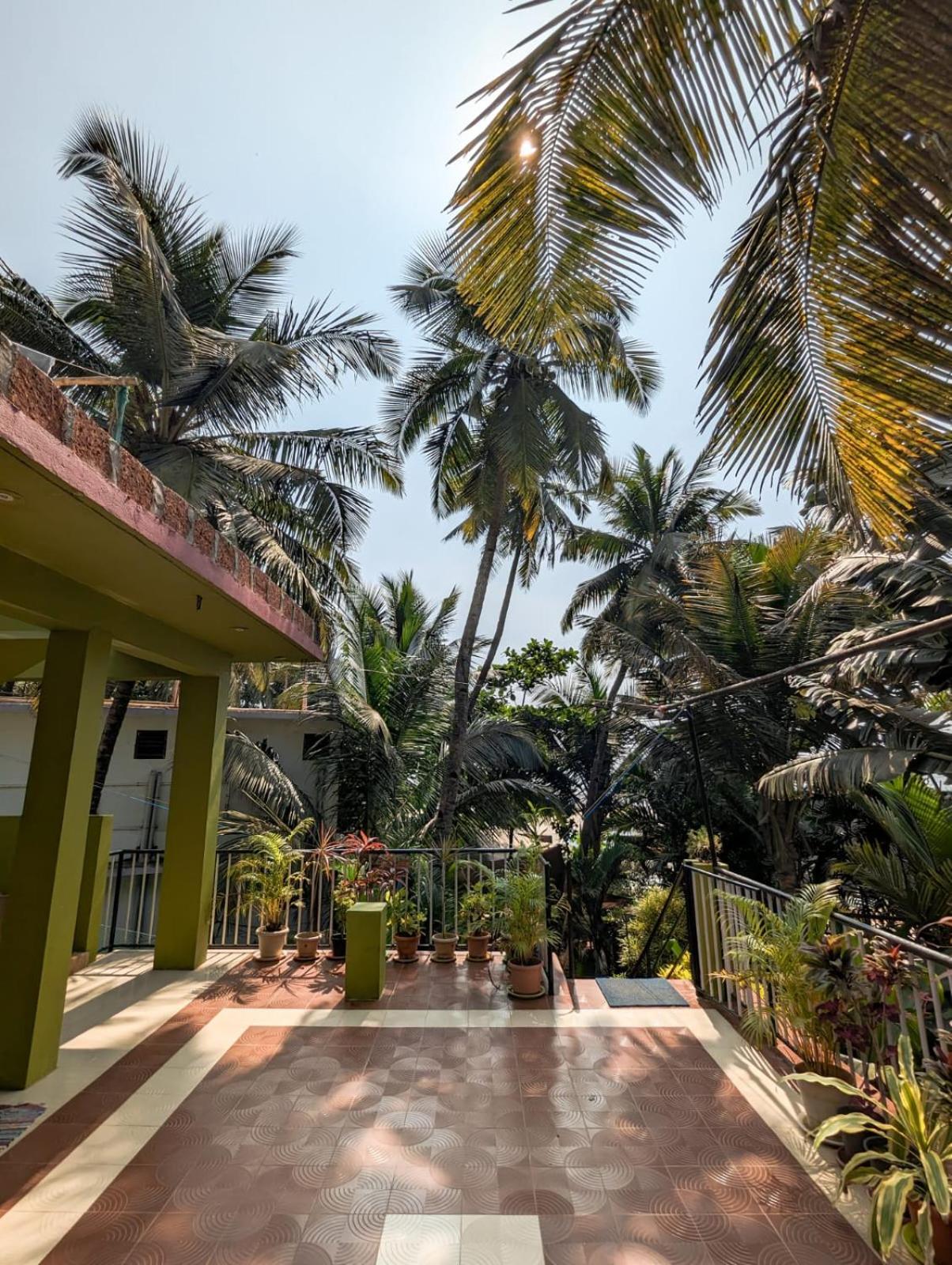 Luciano Guest House Arambol Esterno foto